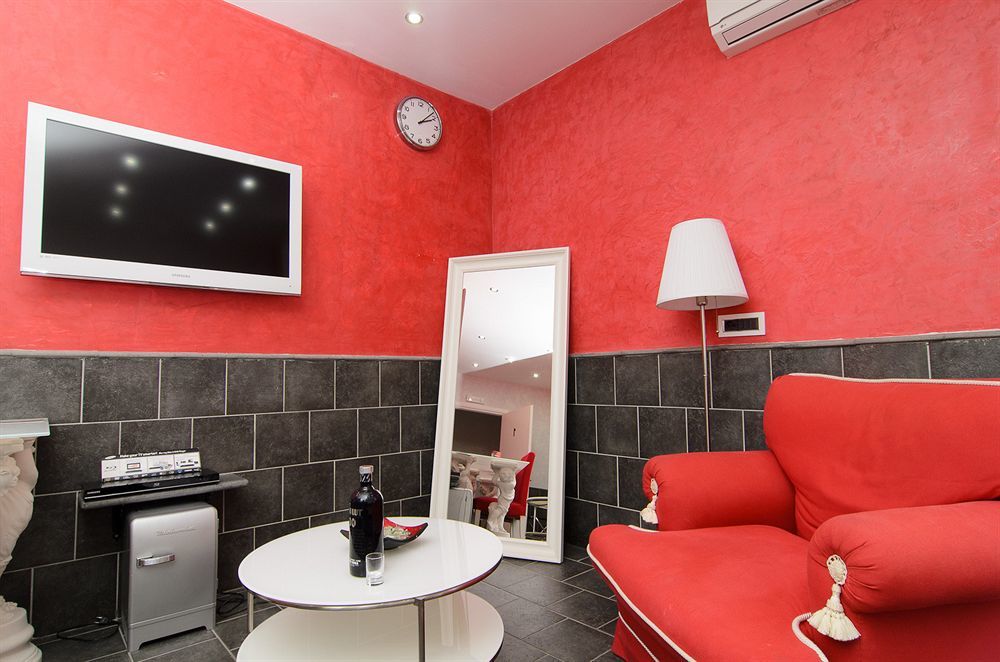 Suite Apartments Angioini Napoli Exterior foto