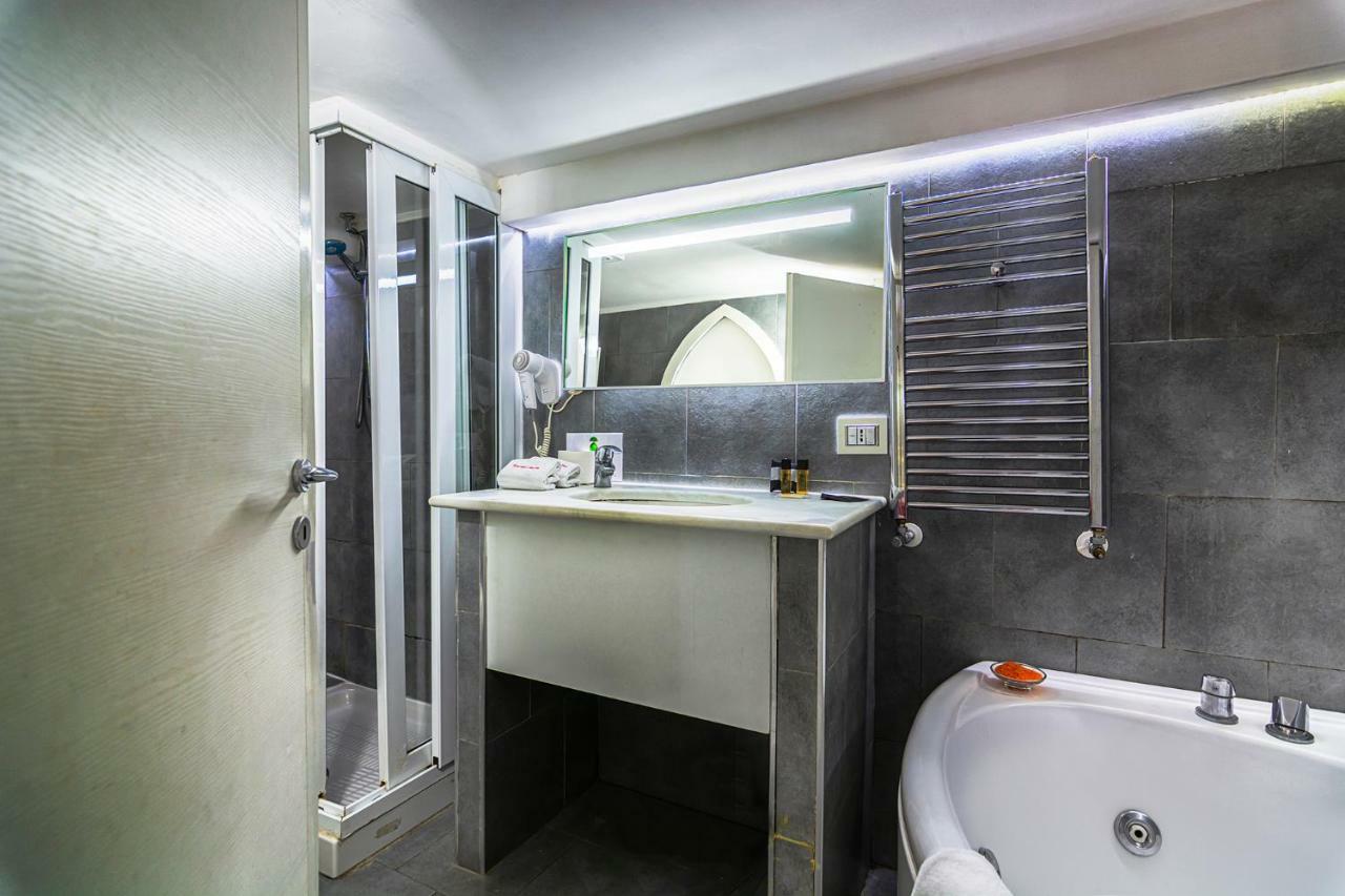 Suite Apartments Angioini Napoli Exterior foto